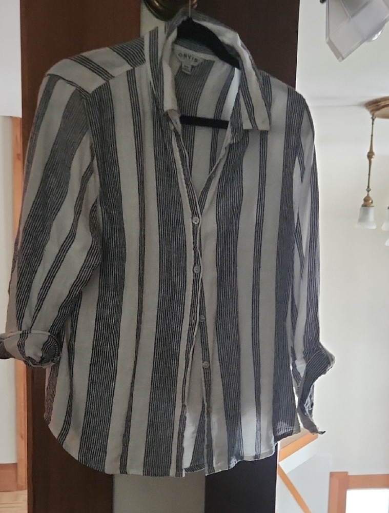 Orvis Black and White Casual Button Down Shirt
